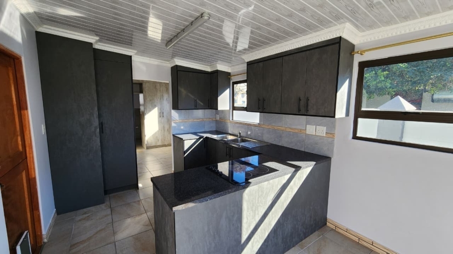 4 Bedroom Property for Sale in Country Club Western Cape